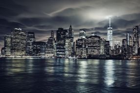 Фреска Грозовые тучи над ночным Нью-Йорком